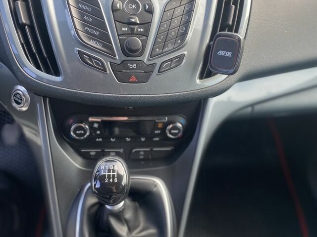 Форд Си-Макс 2012 в Черновцах на Automoto.ua Черный Форд Си-Макс, объемом двигателя 1.6 л и пробегом 210 тыс. км за 8300 $, фото 7 на Automoto.ua