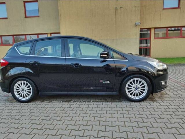 Черный Форд Си-Макс, объемом двигателя 2 л и пробегом 132 тыс. км за 8300 $, фото 1 на Automoto.ua