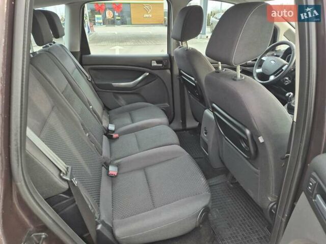 Фиолетовый Форд Си-Макс, объемом двигателя 1.8 л и пробегом 247 тыс. км за 6000 $, фото 18 на Automoto.ua