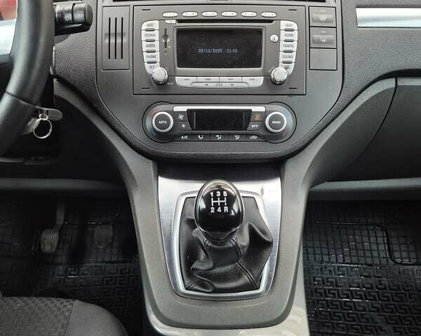 Фиолетовый Форд Си-Макс, объемом двигателя 1.8 л и пробегом 247 тыс. км за 6000 $, фото 16 на Automoto.ua