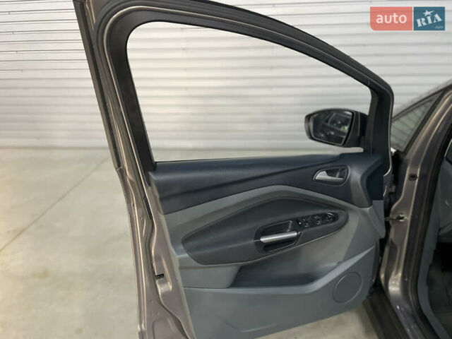 Коричневый Форд Си-Макс, объемом двигателя 1.6 л и пробегом 233 тыс. км за 8650 $, фото 29 на Automoto.ua