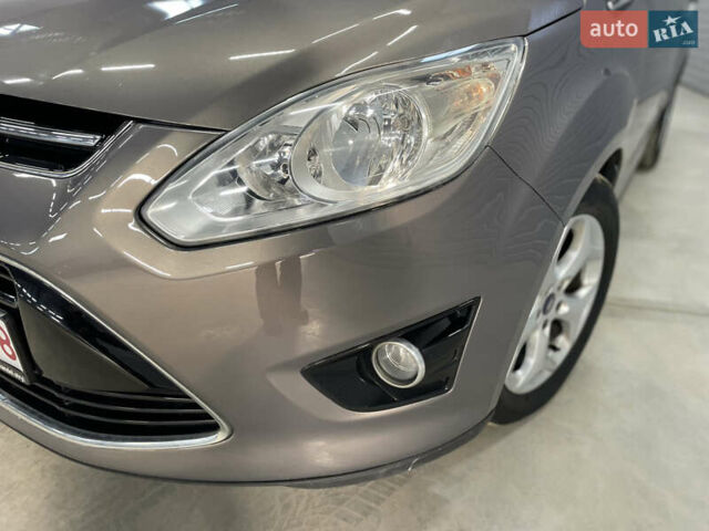 Коричневый Форд Си-Макс, объемом двигателя 1.6 л и пробегом 233 тыс. км за 8650 $, фото 48 на Automoto.ua