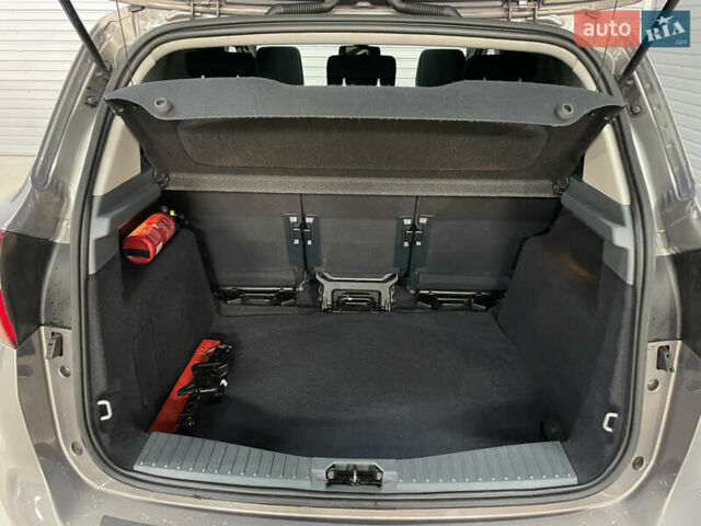 Коричневый Форд Си-Макс, объемом двигателя 1.6 л и пробегом 233 тыс. км за 8650 $, фото 8 на Automoto.ua