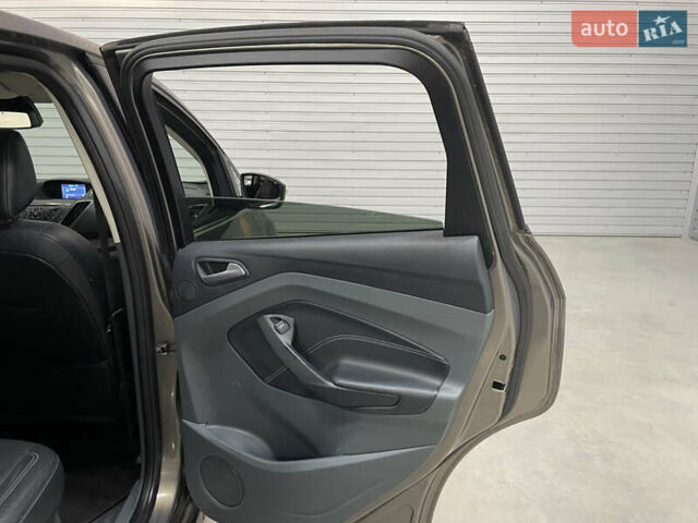 Коричневий Форд Сі-Макс, об'ємом двигуна 1.6 л та пробігом 229 тис. км за 9700 $, фото 45 на Automoto.ua