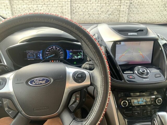 Красный Форд Си-Макс, объемом двигателя 2 л и пробегом 220 тыс. км за 8900 $, фото 8 на Automoto.ua