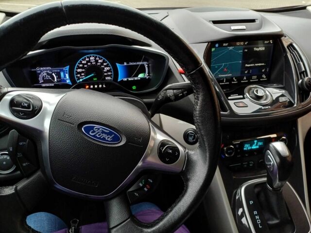 Червоний Форд Сі-Макс, об'ємом двигуна 2 л та пробігом 133 тис. км за 10600 $, фото 7 на Automoto.ua