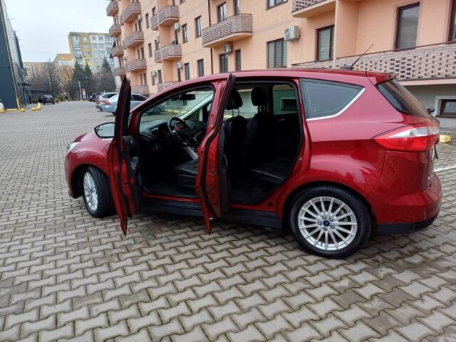 Червоний Форд Сі-Макс, об'ємом двигуна 2 л та пробігом 133 тис. км за 10600 $, фото 5 на Automoto.ua