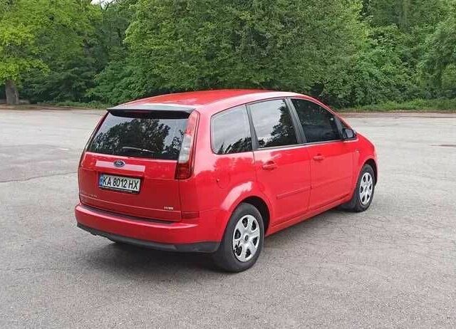 Красный Форд Си-Макс, объемом двигателя 1.6 л и пробегом 350 тыс. км за 3999 $, фото 4 на Automoto.ua
