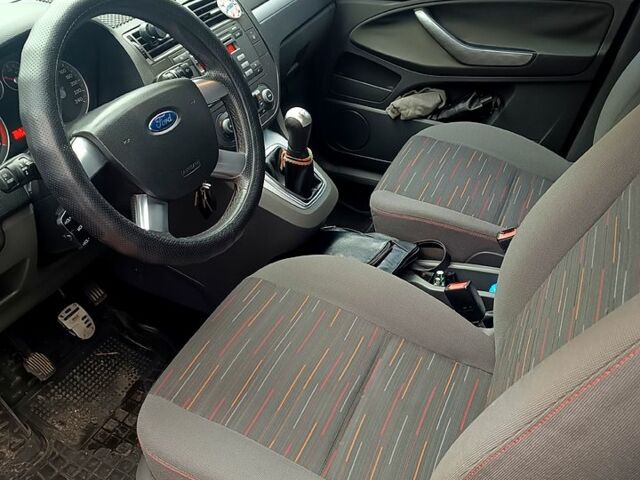 Червоний Форд Сі-Макс, об'ємом двигуна 1.8 л та пробігом 317 тис. км за 4300 $, фото 5 на Automoto.ua