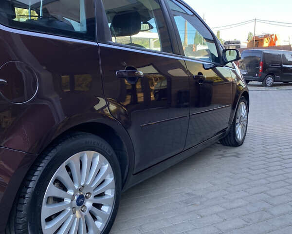 Червоний Форд Сі-Макс, об'ємом двигуна 1.8 л та пробігом 245 тис. км за 5999 $, фото 6 на Automoto.ua