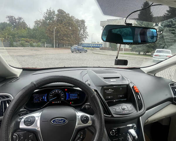 Червоний Форд Сі-Макс, об'ємом двигуна 2 л та пробігом 227 тис. км за 10500 $, фото 15 на Automoto.ua