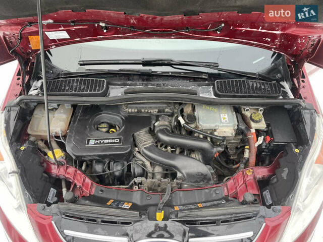 Красный Форд Си-Макс, объемом двигателя 2 л и пробегом 310 тыс. км за 10000 $, фото 15 на Automoto.ua