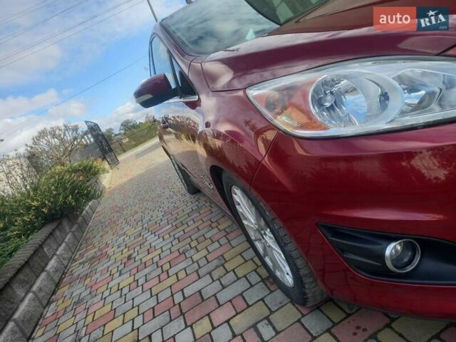 Форд Сі-Макс 2013 у Рівному на Automoto.ua Червоний Форд Сі-Макс, об'ємом двигуна 2 л та пробігом 172 тис. км за 9999 $, фото 14 на Automoto.ua