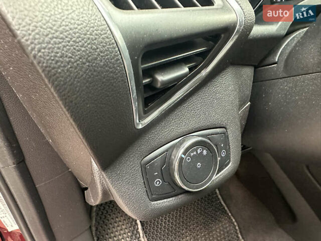 Форд Сі-Макс 2013 у Києві на Automoto.ua Червоний Форд Сі-Макс, об'ємом двигуна 2 л та пробігом 216 тис. км за 8999 $, фото 11 на Automoto.ua