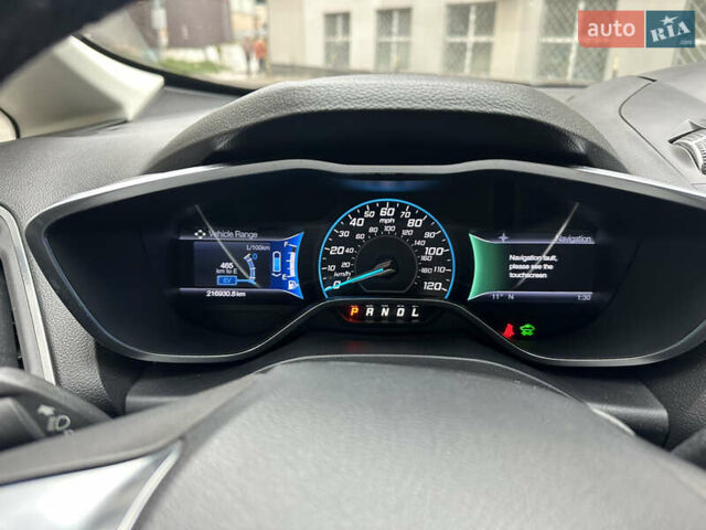 Форд Сі-Макс 2013 у Києві на Automoto.ua Червоний Форд Сі-Макс, об'ємом двигуна 2 л та пробігом 216 тис. км за 8999 $, фото 21 на Automoto.ua