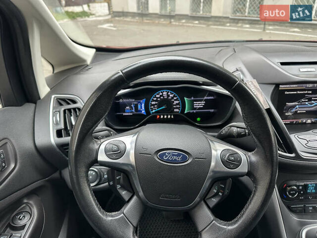 Форд Сі-Макс 2013 у Києві на Automoto.ua Червоний Форд Сі-Макс, об'ємом двигуна 2 л та пробігом 216 тис. км за 8999 $, фото 17 на Automoto.ua