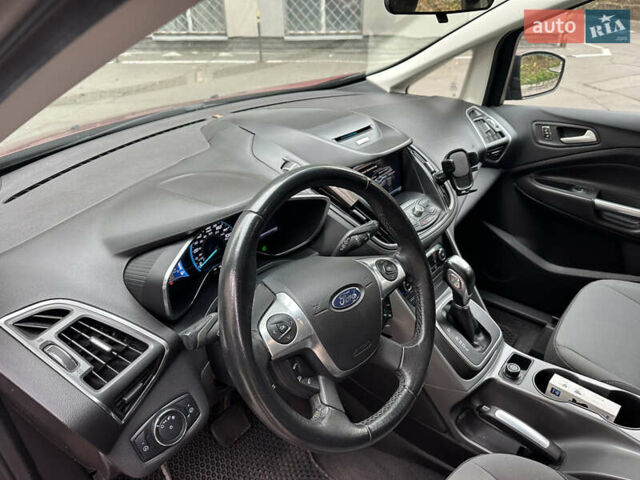 Форд Сі-Макс 2013 у Києві на Automoto.ua Червоний Форд Сі-Макс, об'ємом двигуна 2 л та пробігом 216 тис. км за 8999 $, фото 9 на Automoto.ua