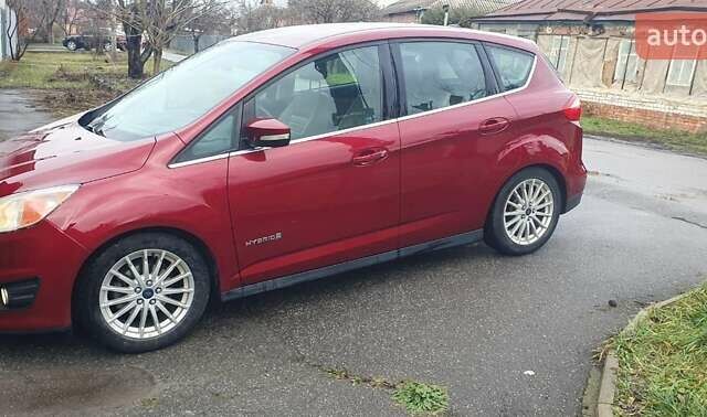 Красный Форд Си-Макс, объемом двигателя 2 л и пробегом 240 тыс. км за 12500 $, фото 2 на Automoto.ua