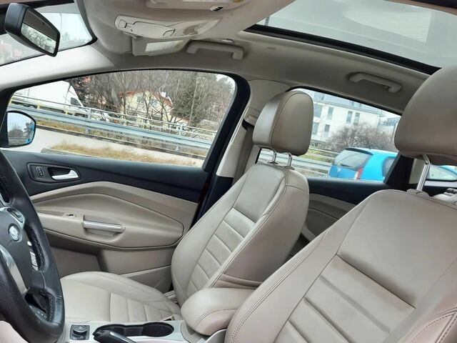 Красный Форд Си-Макс, объемом двигателя 2 л и пробегом 89 тыс. км за 5000 $, фото 6 на Automoto.ua