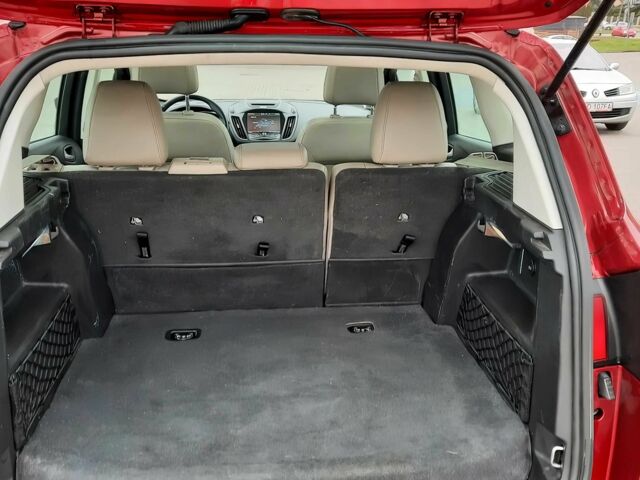 Красный Форд Си-Макс, объемом двигателя 2 л и пробегом 89 тыс. км за 5000 $, фото 11 на Automoto.ua