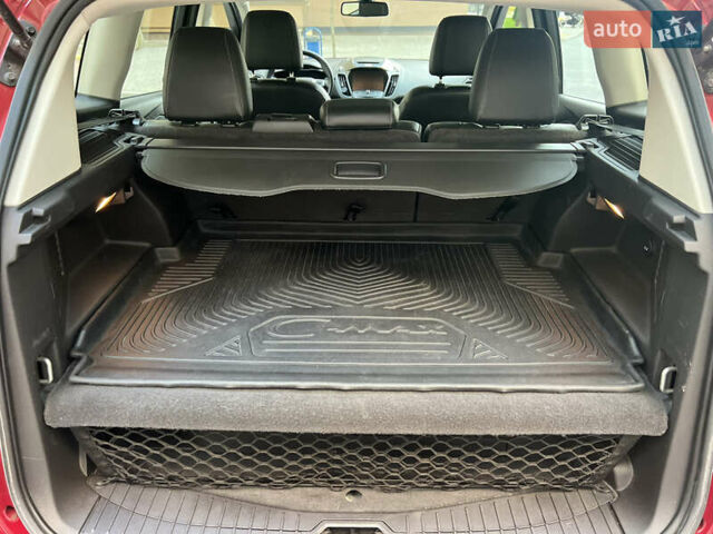 Форд Сі-Макс 2015 у Львові на Automoto.ua Червоний Форд Сі-Макс, об'ємом двигуна 2 л та пробігом 140 тис. км за 11499 $, фото 31 на Automoto.ua