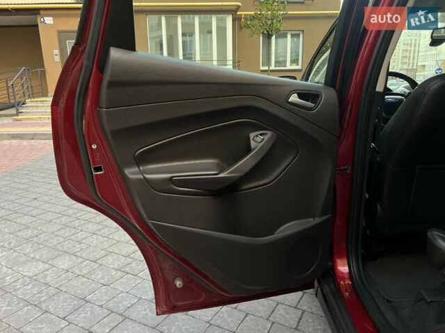 Форд Сі-Макс 2015 у Львові на Automoto.ua Червоний Форд Сі-Макс, об'ємом двигуна 2 л та пробігом 140 тис. км за 11499 $, фото 18 на Automoto.ua