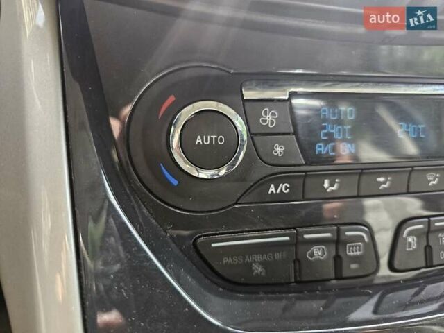 Червоний Форд Сі-Макс, об'ємом двигуна 2 л та пробігом 231 тис. км за 12300 $, фото 15 на Automoto.ua