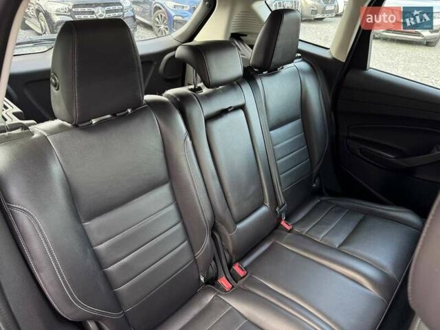 Форд Си-Макс 2016 в Ровно на Automoto.ua Красный Форд Си-Макс, объемом двигателя 2 л и пробегом 177 тыс. км за 13500 $, фото 55 на Automoto.ua