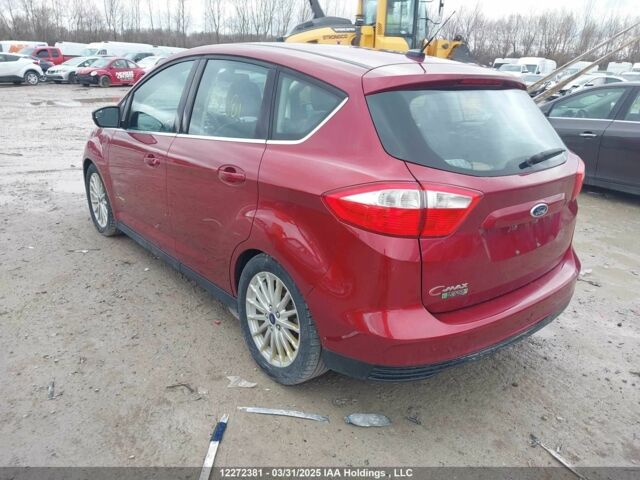 Красный Форд Си-Макс, объемом двигателя 2 л и пробегом 170 тыс. км за 8500 $, фото 4 на Automoto.ua