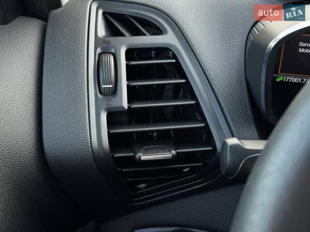 Форд Си-Макс 2016 в Ровно на Automoto.ua Красный Форд Си-Макс, объемом двигателя 2 л и пробегом 177 тыс. км за 13500 $, фото 33 на Automoto.ua