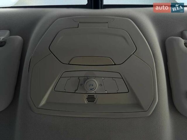 Форд Си-Макс 2016 в Ровно на Automoto.ua Красный Форд Си-Макс, объемом двигателя 2 л и пробегом 177 тыс. км за 13500 $, фото 41 на Automoto.ua