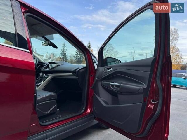 Форд Си-Макс 2016 в Ровно на Automoto.ua Красный Форд Си-Макс, объемом двигателя 2 л и пробегом 177 тыс. км за 13500 $, фото 57 на Automoto.ua