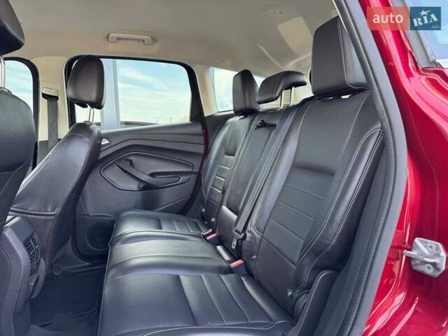 Форд Си-Макс 2016 в Ровно на Automoto.ua Красный Форд Си-Макс, объемом двигателя 2 л и пробегом 177 тыс. км за 13500 $, фото 49 на Automoto.ua