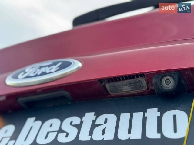 Форд Си-Макс 2016 в Ровно на Automoto.ua Красный Форд Си-Макс, объемом двигателя 2 л и пробегом 177 тыс. км за 13500 $, фото 15 на Automoto.ua