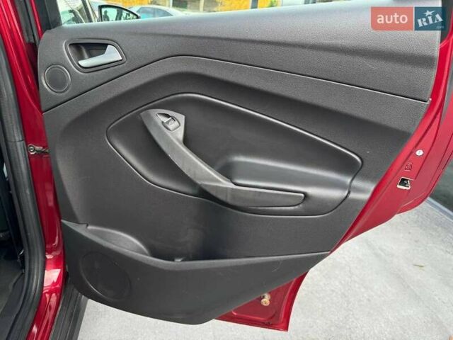 Форд Си-Макс 2016 в Ровно на Automoto.ua Красный Форд Си-Макс, объемом двигателя 2 л и пробегом 177 тыс. км за 13500 $, фото 53 на Automoto.ua