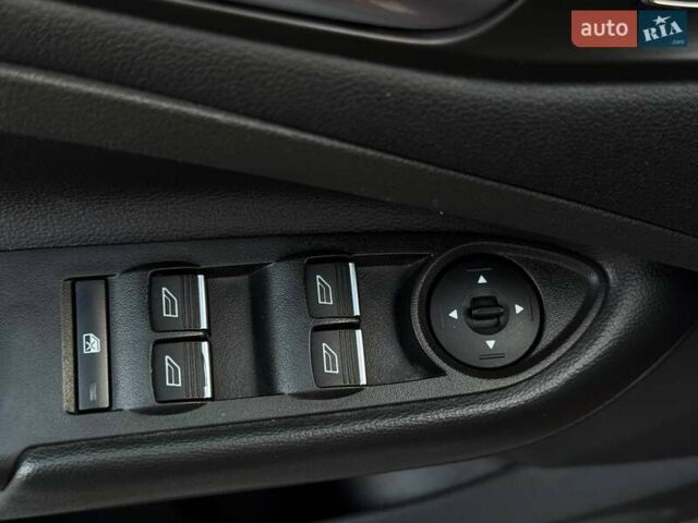 Форд Си-Макс 2016 в Ровно на Automoto.ua Красный Форд Си-Макс, объемом двигателя 2 л и пробегом 177 тыс. км за 13500 $, фото 26 на Automoto.ua