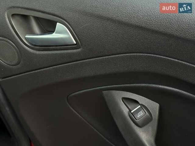 Форд Си-Макс 2016 в Ровно на Automoto.ua Красный Форд Си-Макс, объемом двигателя 2 л и пробегом 177 тыс. км за 13500 $, фото 54 на Automoto.ua