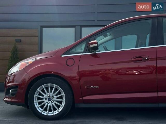 Форд Си-Макс 2016 в Ровно на Automoto.ua Красный Форд Си-Макс, объемом двигателя 2 л и пробегом 177 тыс. км за 13500 $, фото 5 на Automoto.ua