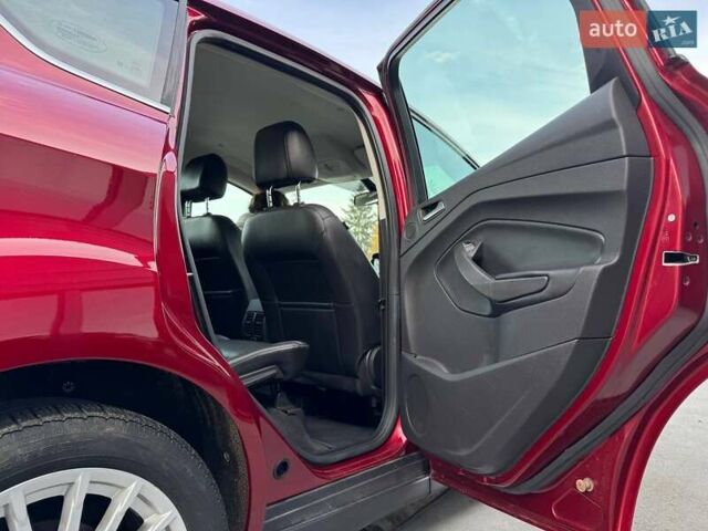 Форд Си-Макс 2016 в Ровно на Automoto.ua Красный Форд Си-Макс, объемом двигателя 2 л и пробегом 177 тыс. км за 13500 $, фото 52 на Automoto.ua