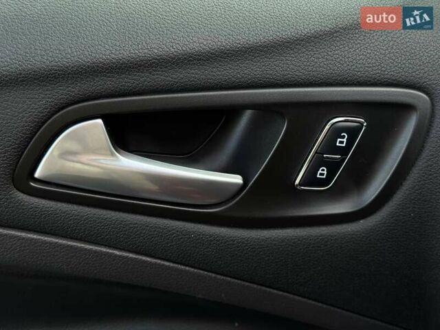 Форд Си-Макс 2016 в Ровно на Automoto.ua Красный Форд Си-Макс, объемом двигателя 2 л и пробегом 177 тыс. км за 13500 $, фото 27 на Automoto.ua