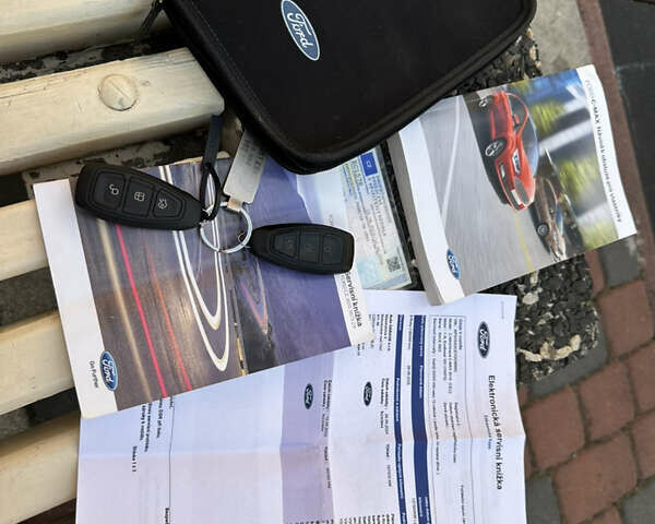 Червоний Форд Сі-Макс, об'ємом двигуна 1.5 л та пробігом 109 тис. км за 11950 $, фото 226 на Automoto.ua