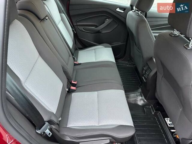 Красный Форд Си-Макс, объемом двигателя 2 л и пробегом 81 тыс. км за 14200 $, фото 33 на Automoto.ua