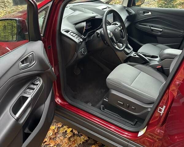 Красный Форд Си-Макс, объемом двигателя 0 л и пробегом 47 тыс. км за 14500 $, фото 13 на Automoto.ua