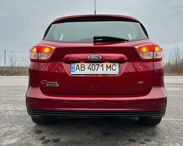 Красный Форд Си-Макс, объемом двигателя 2 л и пробегом 81 тыс. км за 14200 $, фото 11 на Automoto.ua