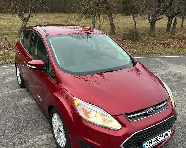Красный Форд Си-Макс, объемом двигателя 2 л и пробегом 81 тыс. км за 14200 $, фото 22 на Automoto.ua