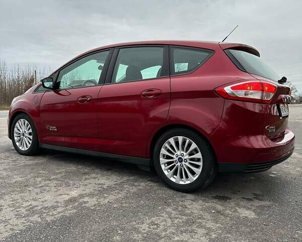 Красный Форд Си-Макс, объемом двигателя 2 л и пробегом 81 тыс. км за 14200 $, фото 10 на Automoto.ua