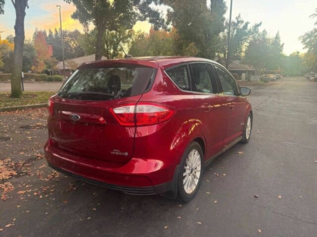 Червоний Форд Сі-Макс, об'ємом двигуна 2 л та пробігом 73 тис. км за 4450 $, фото 6 на Automoto.ua