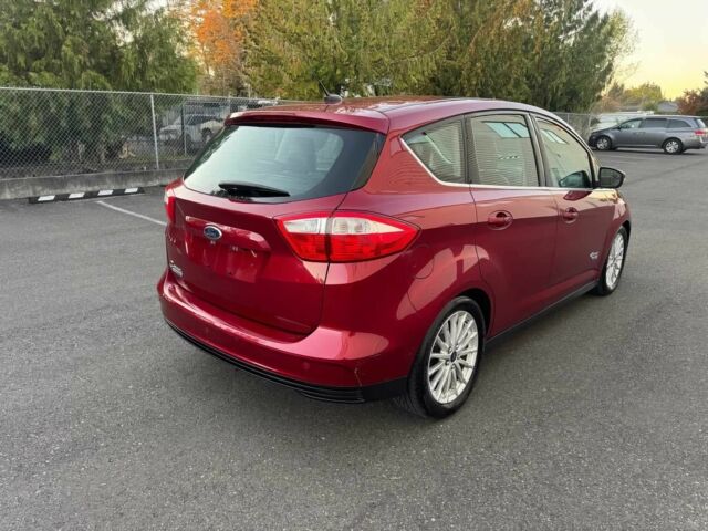 Красный Форд Си-Макс, объемом двигателя 2 л и пробегом 80 тыс. км за 5800 $, фото 6 на Automoto.ua