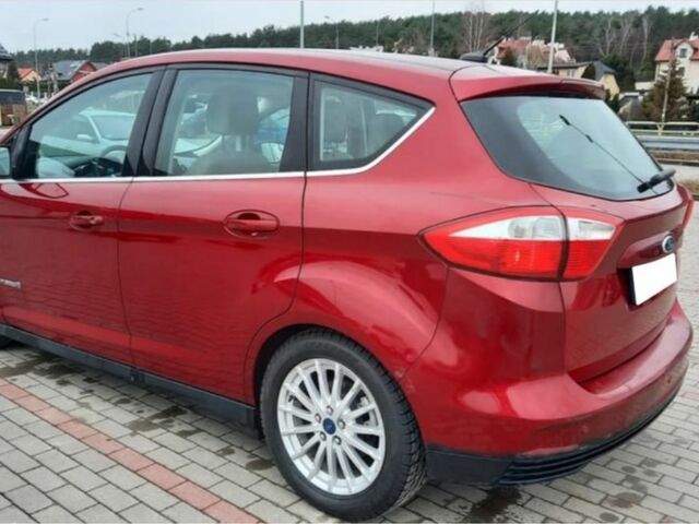 Червоний Форд Сі-Макс, об'ємом двигуна 2 л та пробігом 121 тис. км за 8300 $, фото 1 на Automoto.ua