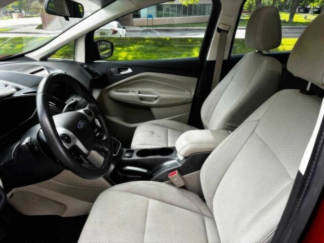 Червоний Форд Сі-Макс, об'ємом двигуна 2 л та пробігом 51 тис. км за 6300 $, фото 9 на Automoto.ua